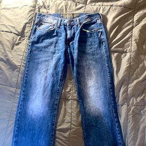 Men’s American Eagle Outfitters original straight fit blue jeans.
